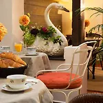 Du Cygne Hotel