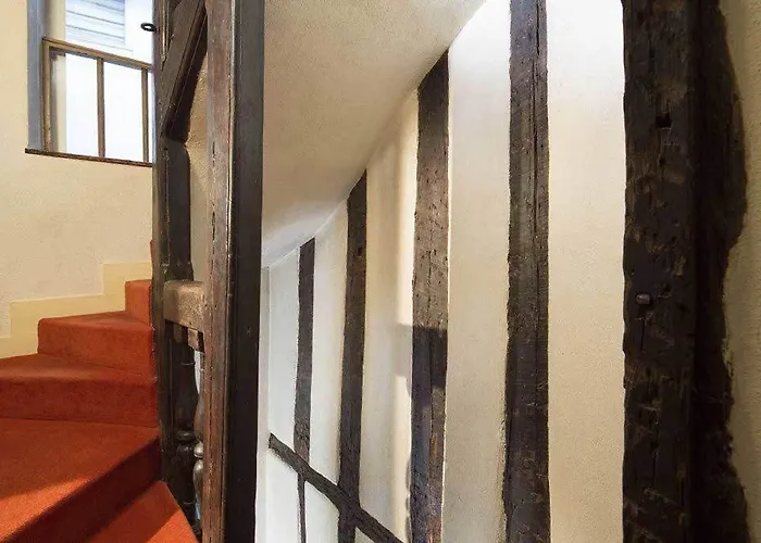 Du Cygne 2* Париж