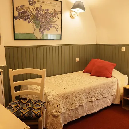 Du Cygne Hotell 2*
