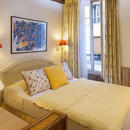 Du Cygne Hotel 2*