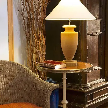 Du Cygne Hotel
