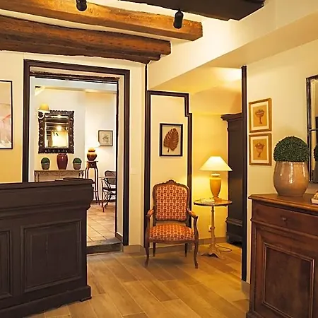 Hotel Du Cygne 2*