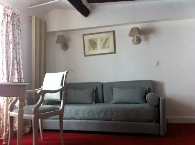 Du Cygne Hotel