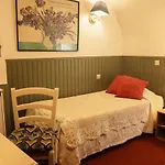 Du Cygne Hotel 2*
